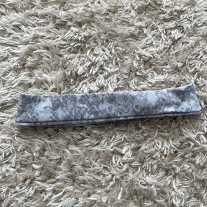 Lululemon headband